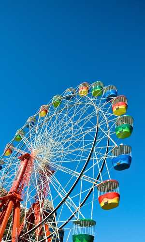 Hop off at Sydney attractions, museums, and landmarks with a hop-on hop-off bus tour – Convenient stops and sightseeing in 2026